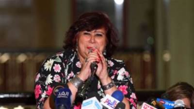 الاثنين.. وزيرة الثقافة تشهد مسرحية "سيد درويش" بمسرح البالون