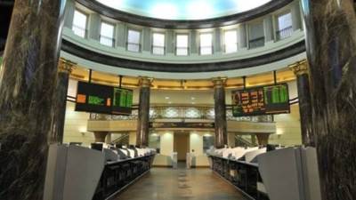 تراجع جماعى لمؤشرات البورصة المصرية.. ورأس المال يفقد 2.4 مليار جنيه