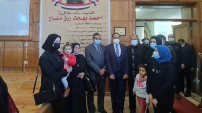 محافظ البحيرة ورئيس جامعة دمنهور يفتتحان مدرج الشهيد الرائد أحمد بهجت مناع بكليه التربية  