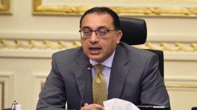 رئيس الوزراء: جهات دولية عرضت المساعدة في أزمة جنوح السفينة قناة السويس