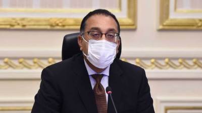 رئيس الوزراء يتواصل مع المحافظين للاطمئنان على إجراءات مواجهة كورونا وتوافر الأدوية والمستلزمات الطبية والأكسجين