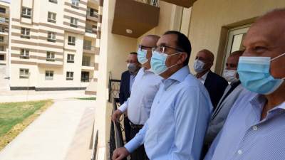 مدبولى يشيد بتشطيب وتأثيث وحدات إسكان عشوائيات حدائق أكتوبر