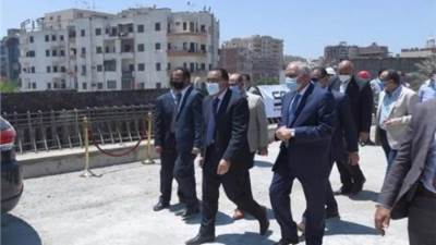 رئيس الوزراء يتفقد محور أنور السادات بالجيزة