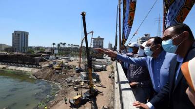 رئيس الوزراء يتفقد مشروعات تطوير وتوسعة الطريق الدائري حول المنصورة