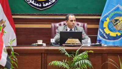 عبيد صالح يؤكد على تطبيق نظم ومبادىء الجودة 9001 بجامعة دمنهور 