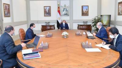 بسام راضي: اجتمع الرئيس السيسي اليوم مع رئيس الوزراء ووزير الزراعة بشأن متابعة عدد من المشروعات القومية