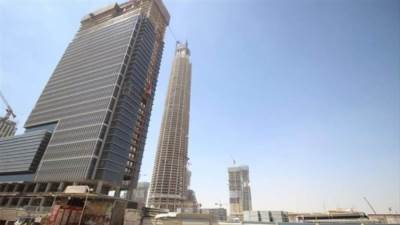 وزير الإسكان يضع حجر الأساس لمشروع أبراج الداون تاون بالعلمين الجديدة