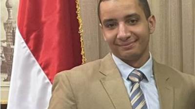 شاب مصري يضع خطة لتسويق مشاريع الدولة عن طريق الافلام والدراما