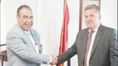 وزير قطاع الأعمال العام: 20 مليار جنيه لتطوير وتحديث وعودة صناعة الغزل والنسيج والتدريب على أعلى مستوى