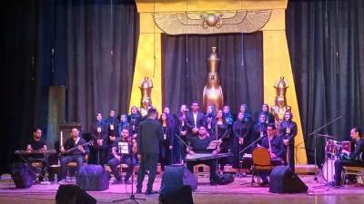 مواهب كورال الطفولة المبكرة بدمنهور تبهر الجمهور بملتقي حور للفنون