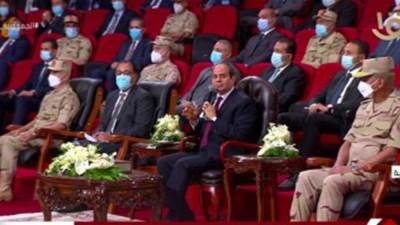 الرئيس السيسى: لازم يكون فى ثقافة للآباء لمراقبة حقيقية لأوزان أولادهم