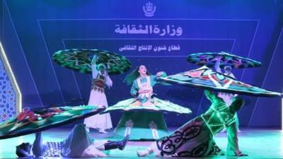 لأول مرة.. "القومية للفنون الشعبية" تقدم فقرة التنورة بفتاة وأربعة راقصين فى ساحة الهناجر