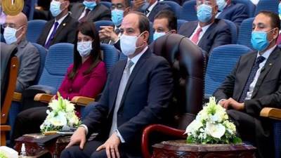 الرئيس السيسي لوزير النقل: من يزال منزله «يعوض كويس يا كامل»