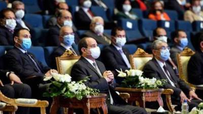 الرئيس السيسي يوجه بتعويض مناسب للعقارات المزالة خلف ميناء "المكس"