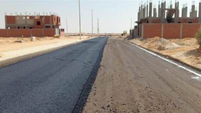 الإسكان": استكمال أعمال الطرق بعدة مناطق بمدينتي العاشر من رمضان والصالحية الجديدة