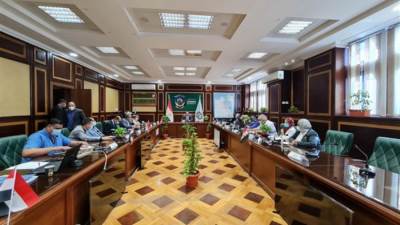 رئيس جامعة دمنهور: انتهاء التحصين لكافة منتسبى الجامعة قبل بدء العام الدراسي الجديد