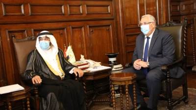 وزير الزراعة يبحث مع رئيس العربية للاستثمار والإنماء الزراعي زيادة فرص التعاون بين الجانبين