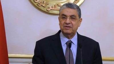 شاكر: 1,4 مليار جنيه لتطوير شبكات توزيع الكهرباء بمحافظة الوادى الجديد