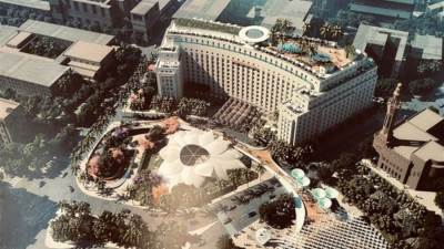 الرئيس السيسى يستعرض نماذج تطوير مجمع التحرير