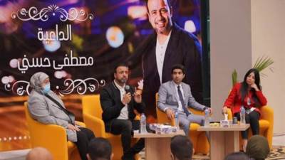 الأكاديمية العربية تستضيف الداعية الإسلامي مصطفي حسني بفرع العلمين