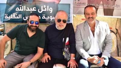 غرامة ٢٠٠ جنيه لكل فنان يتخلف عن الأداء بصوته بانتخابات الممثلين