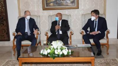 وزير النقل يلتقي رئيس شركة سيمنز لمتابعة تنفيذ مشروع القطار الكهربائي