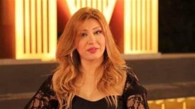 دينا سراج تضئ بيت الغناء