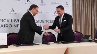 البروج مصر توقع عقد فندق "الموفنبيك" بمشروع  Sixty Iconic Tower تحت إدارة شركة أكور العالمية