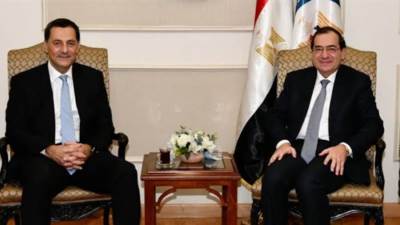 وزير البترول يلتقي ماثيوس ريجاس رئيس شركة انرجين العالمية لبحث سبل التعاون المشترك