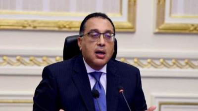 مدبولى: الرئيس يولى أهمية لتوطين صناعة السيارات وصناعاتها المغذية بمصر