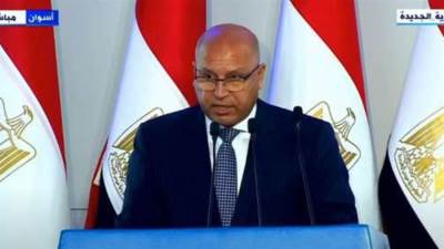 الوزير: سنربط كل قطارات مصر بشبكة واحدة قريبا