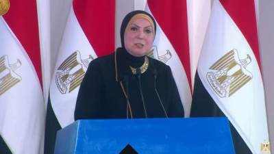 وزيرة التجارة والصناعة تستعرض أمام الرئيس السيسى خطة التنمية الصناعية المتكاملة لإقليم الصعيد