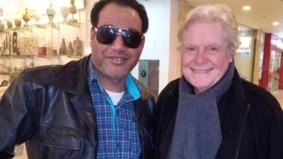 حسين فهمى يلتقى شقيقه مصطفى فهمي فى "أولاد الهلالية"