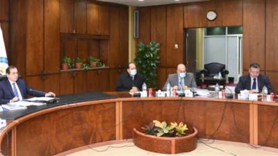 وزير البترول يرأس اجتماع اعتماد الموازنة التخطيطية لشركتى مصر والتعاون للبترول عن العام المالى المقبل 2022/2023