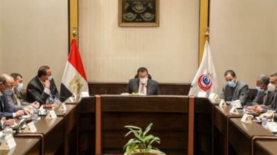 وزير التعليم العالي يؤكد الالتزام بتطبيق أحدث بروتوكولات علاج فيروس كورونا بكافة مستشفيات الجمهورية