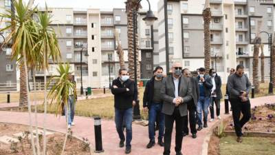  الجزار يتفقد المشروعات السكنية بمدينتى حدائق أكتوبر وأكتوبر الجديدة 