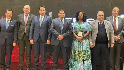 خلال قمة أفريقيا الاقتصادية.. داكر عبد اللاه يضع خارطة طريق لتصدير المقاولات المصريةً للقارة الافريقية