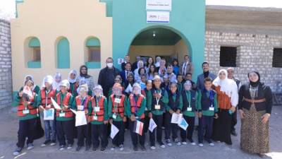 زيارة فريقا عمل  مصر الخير  وبنك تنمية  الصادرات للمدارس المجتمعية بالأقصر