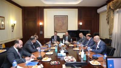 البورصة المصرية تستقبل قيادات سوق المال العراقي لتعزير التعاون المشترك