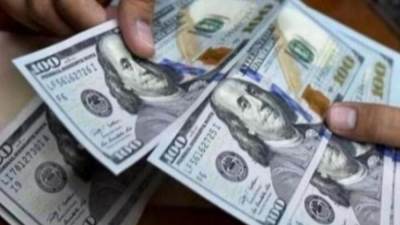 سعر الدولار يتراجع أمام الجنيه في البنوك