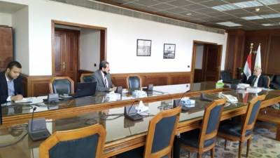 الدكتور عبد العاطى يستعرض أبرز المشروعات الجارى تنفيذها في مجال حماية السواحل المصرية