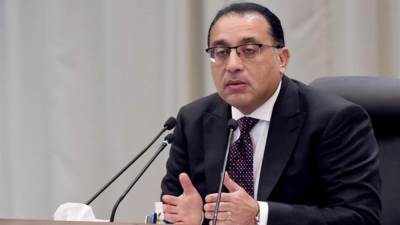 مدبولي يتفقد اعمال الأرصفة الغربية بشرق بورسعيد