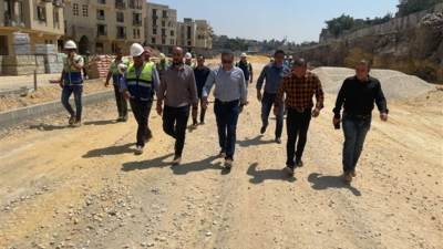 خالد عباس يتفقد الموقف التنفيذي لمشروع تطوير "سور مجرى العيون" بالقاهرة