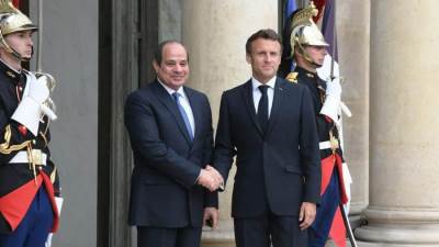 الرئيس السيسى يؤكد حرص مصر على تدعيم وتعميق الشراكة الاستراتيجية مع فرنسا