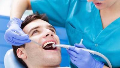 الصحة: تقديم خدمات طب الأسنان لـ 5 مليون مواطن بالعيادات المتنقلة بالمحافظات