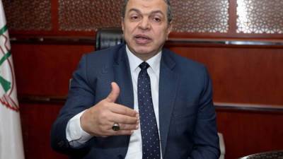 القوى العاملة : تعيين 38 شاباً والتفتيش على 294 منشأة بالوادي الجديد