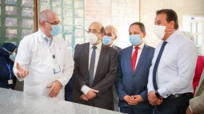 وزير الصحة يتفقد قسم الأشعة المقطعية الجديد بمستشفى صدر المعمورة