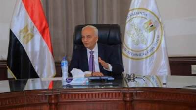 وزير التعليم يبحث مع مديري عموم تنمية المواد الدراسية آليات الاستعداد للعام الدارسي الجديد