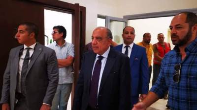 وزير قطاع الأعمال العام محمود عصمت يتفقد مقر الوزارة بالعاصمة الإدارية الجديدة