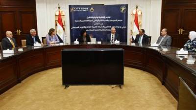 الإسكان: توقيع اتفاقية لإدارة وتشغيل مجمع السينمات بالمدينة التراثية للعلمين الجديدة